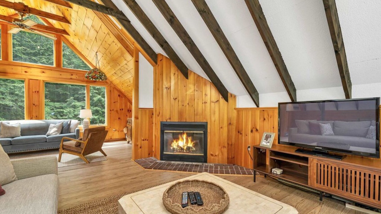 Photo of Livingroom in West Bridgton