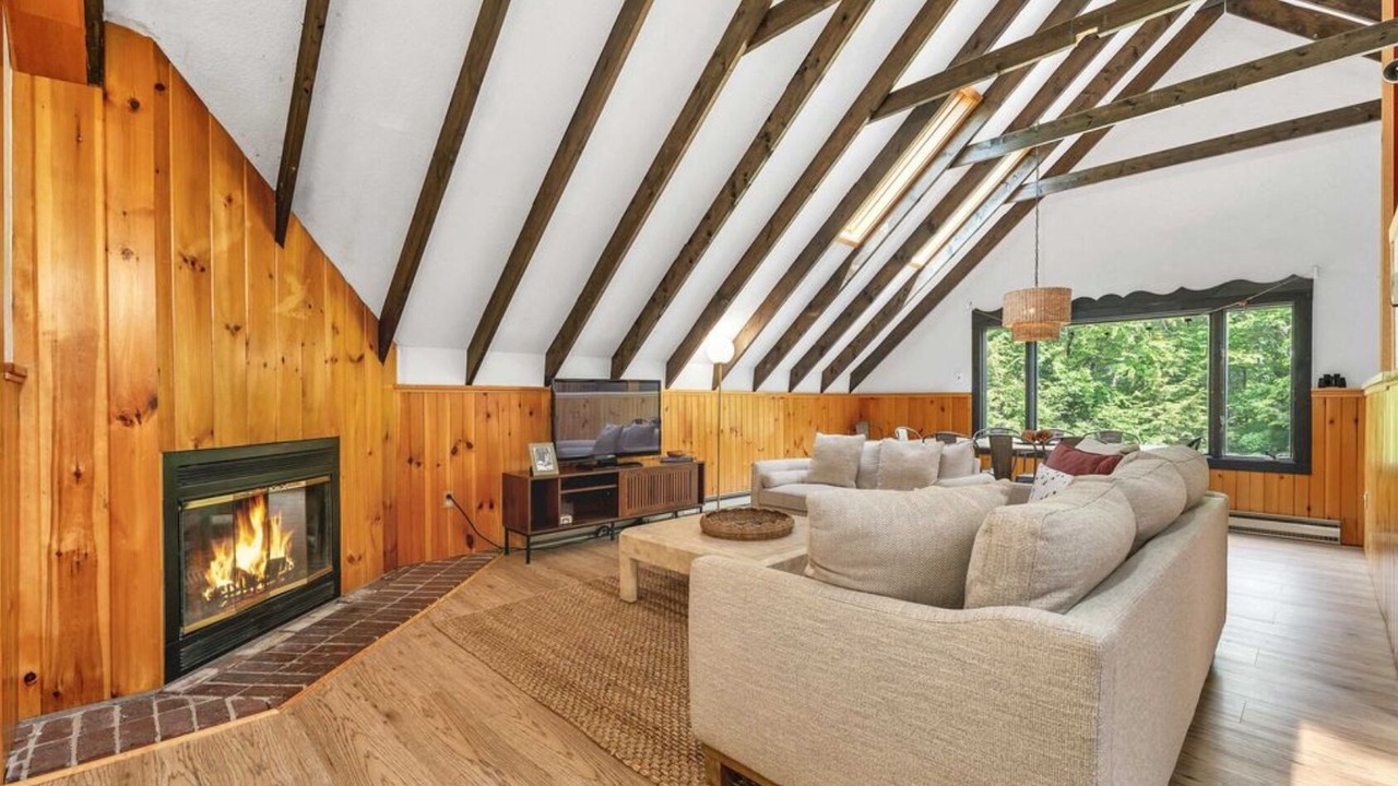 Photo of Livingroom in West Bridgton