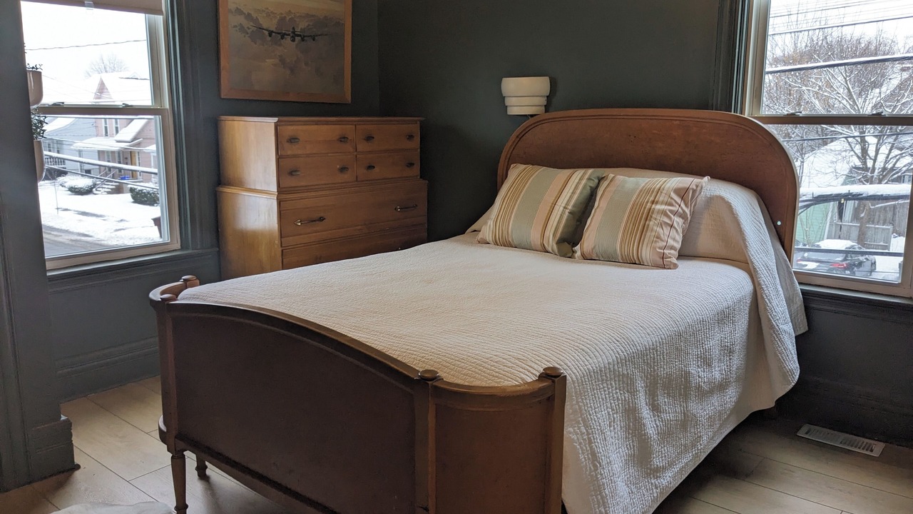 Photo of Bedroom in Batavia