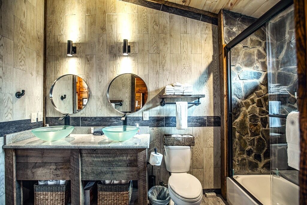 Photo of Bathroom in Hochatown