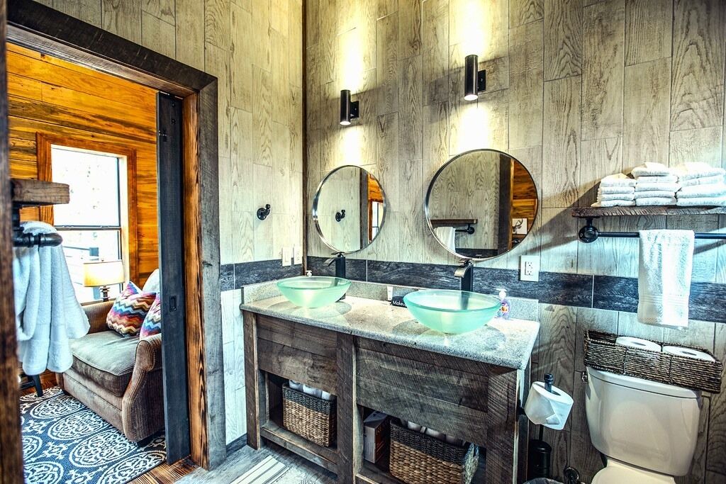 Photo of Bathroom in Hochatown