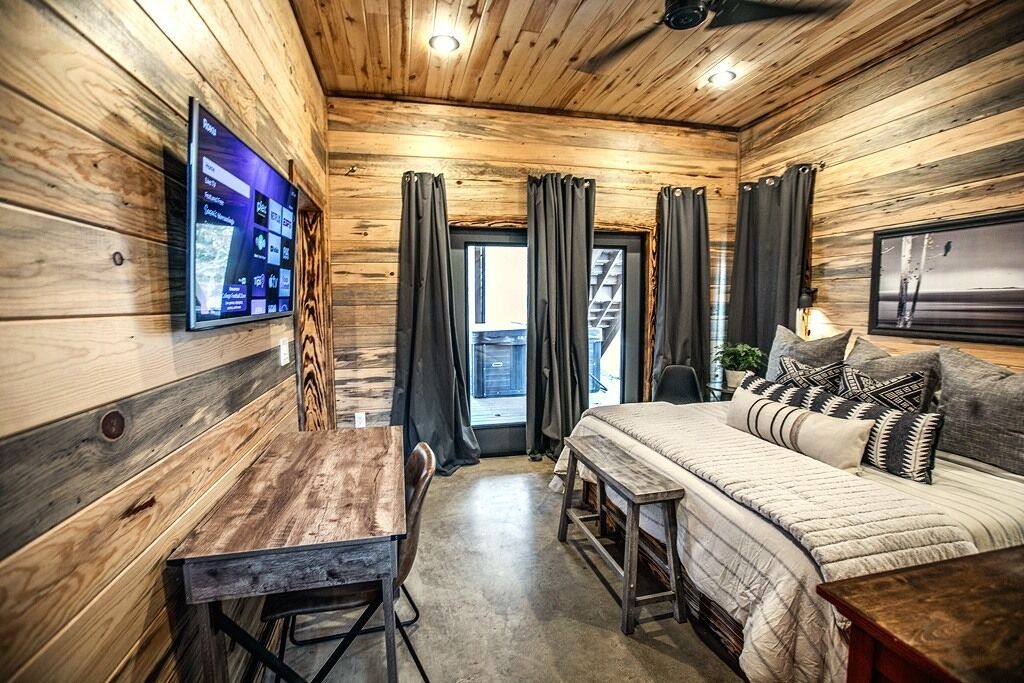 Photo of Bedroom in Hochatown