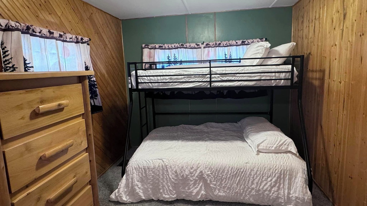 Photo of Bedroom in Weedville