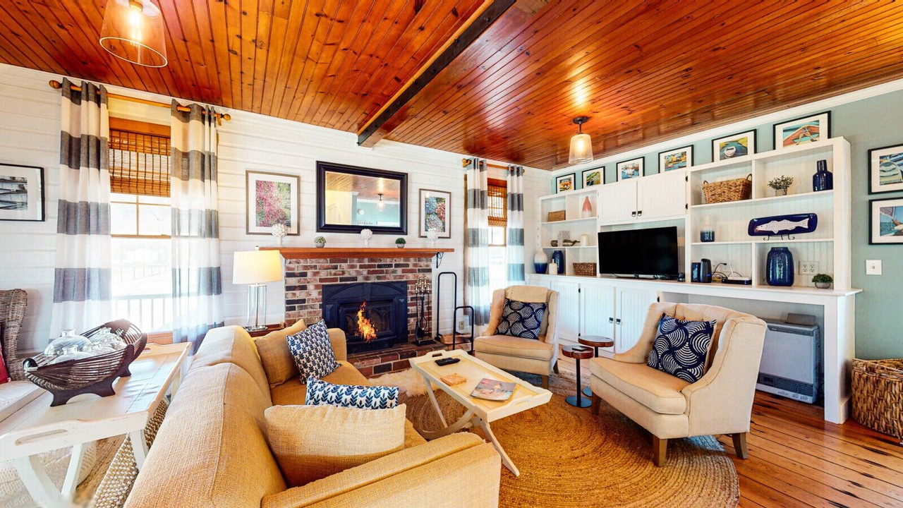 Photo of Livingroom in Ocean Point