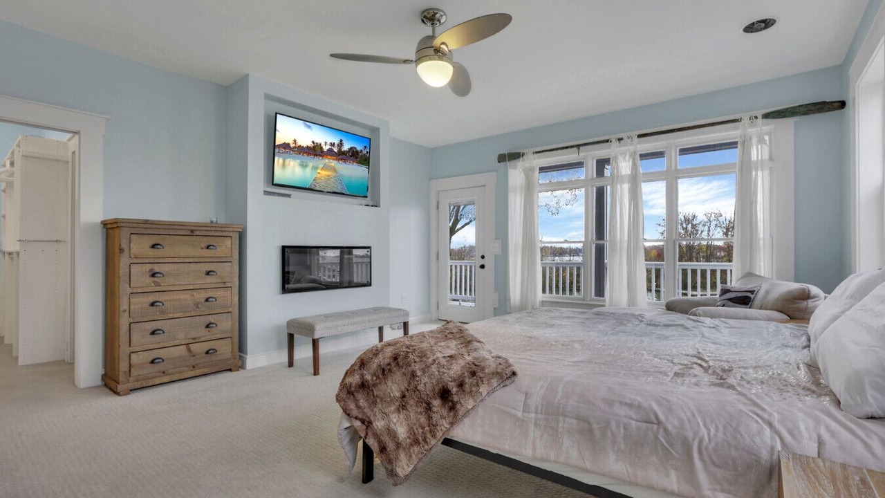 Photo of Bedroom in Buckeye Lake