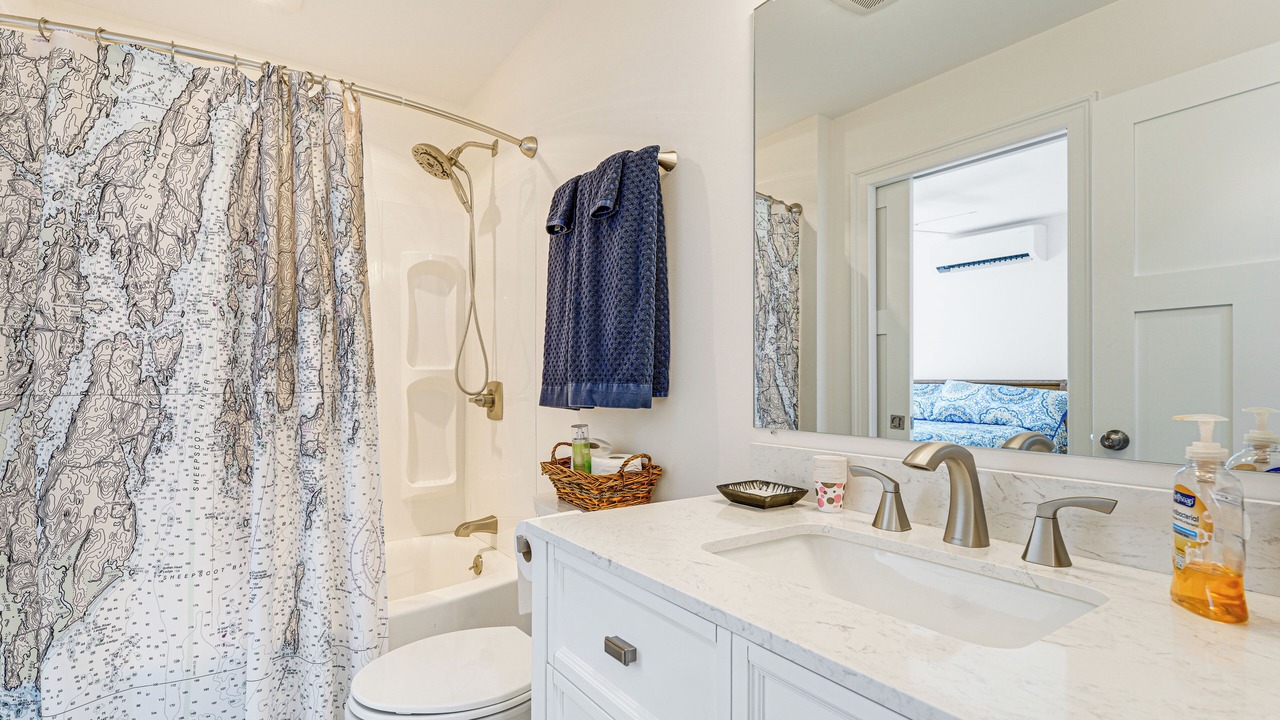 Photo of Bathroom in East Boothbay