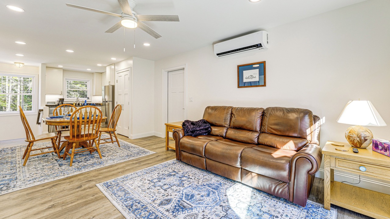 Photo of Livingroom in East Boothbay