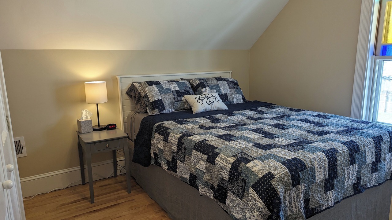 Photo of Bedroom in Upper Village