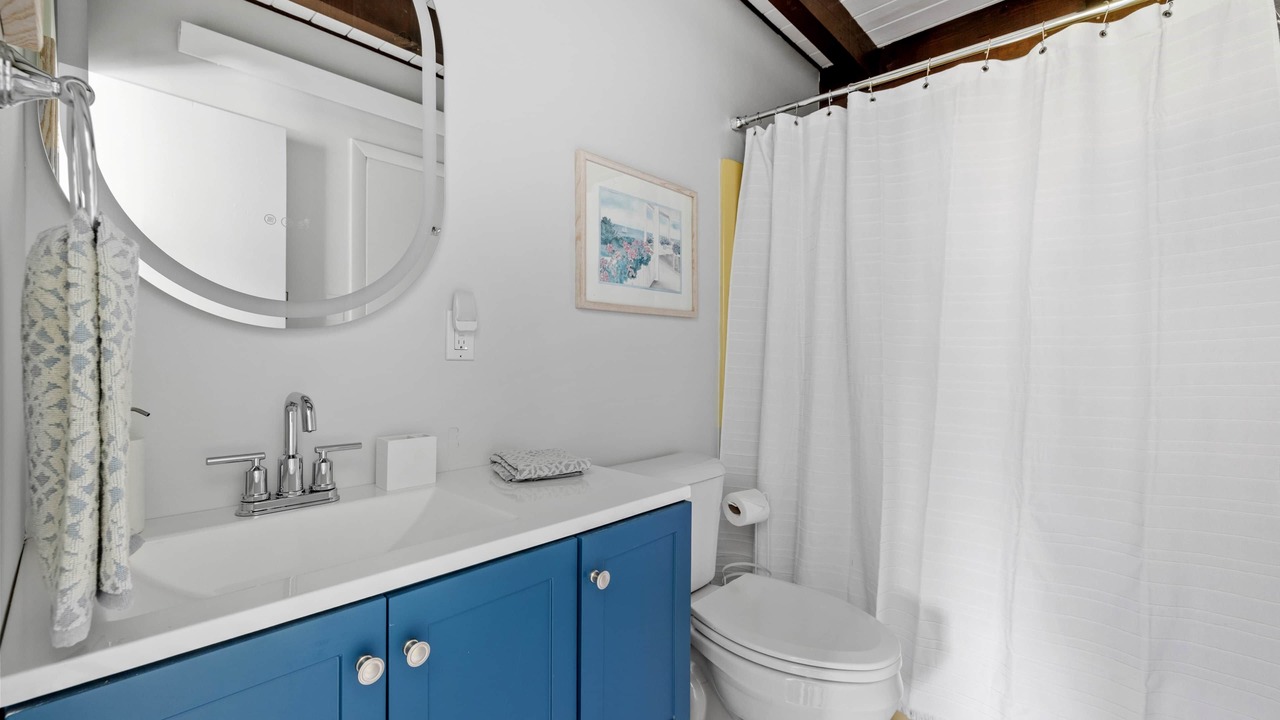 Photo of Bathroom in Cape Porpoise