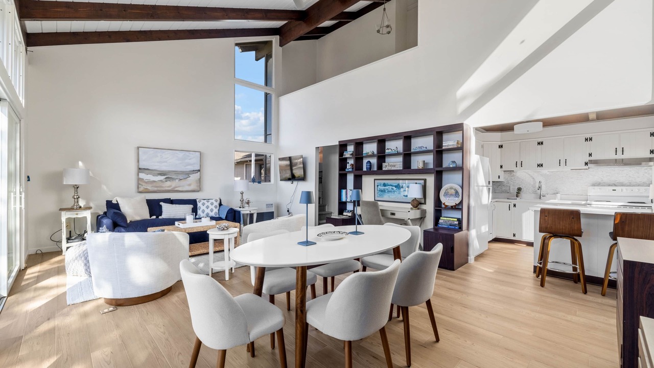 Photo of Livingroom in Cape Porpoise