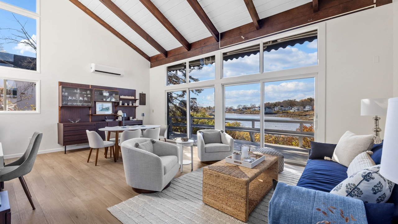 Photo of Livingroom in Cape Porpoise