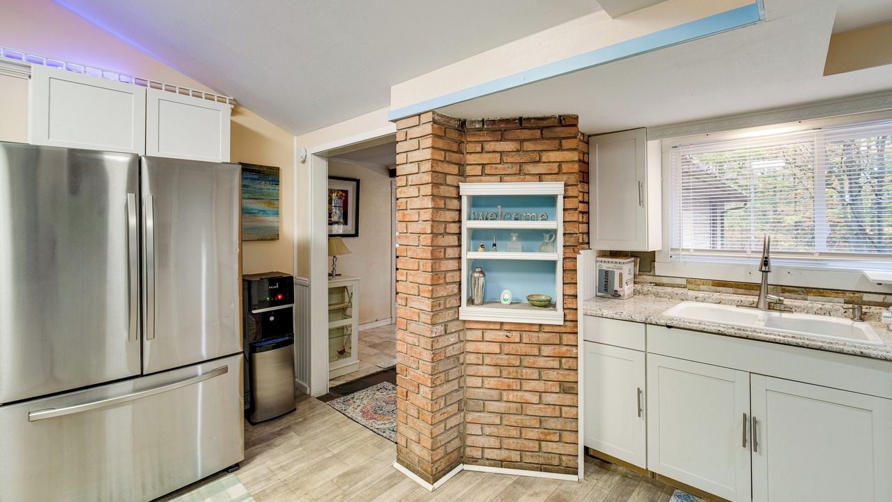 Photo of Kitchen in Oakwood Village