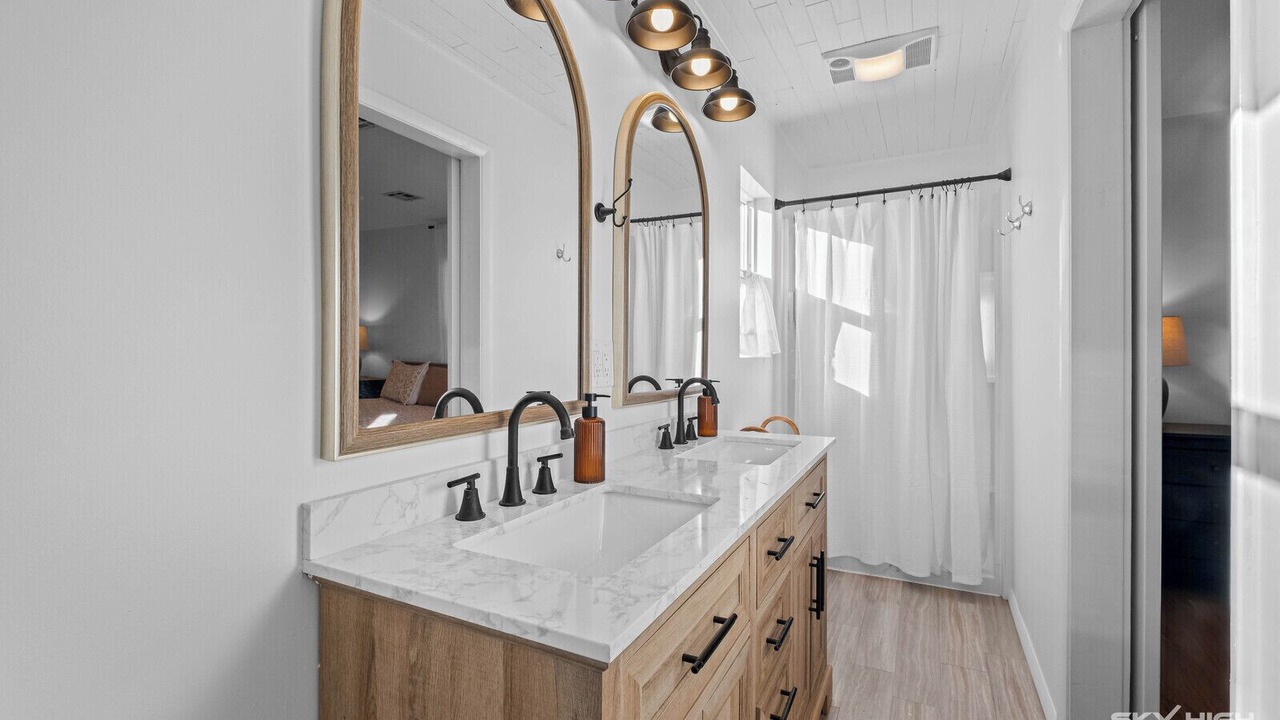 Photo of Bathroom in Prairie Grove