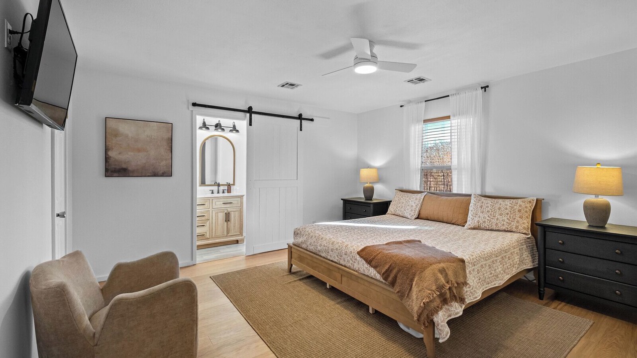 Photo of Bedroom in Prairie Grove
