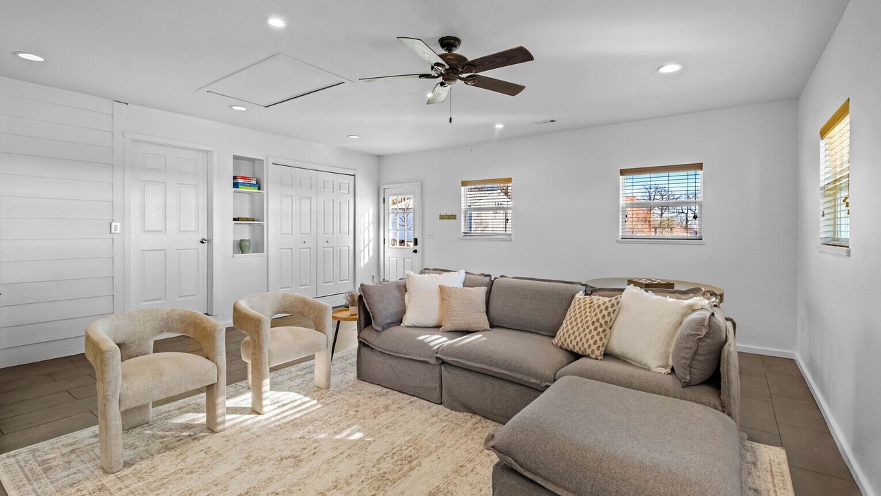 Photo of Livingroom in Prairie Grove