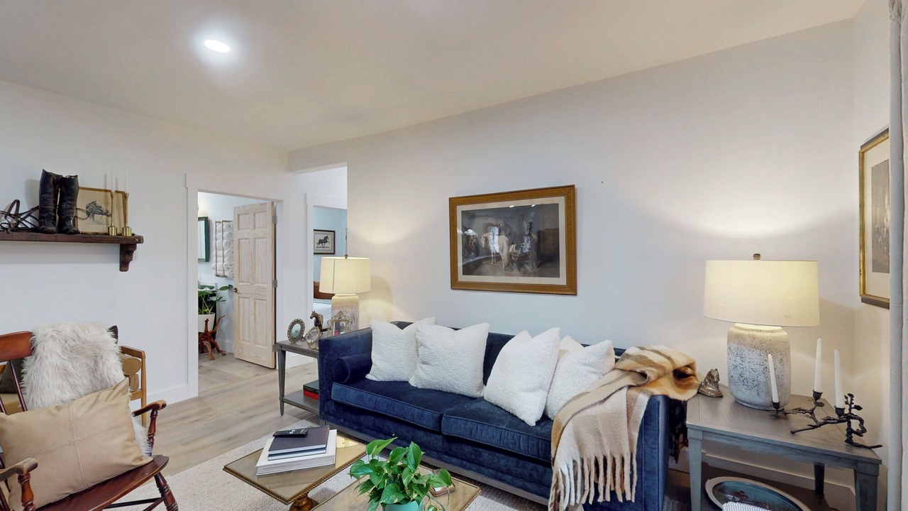 Photo of Livingroom in Horseheads