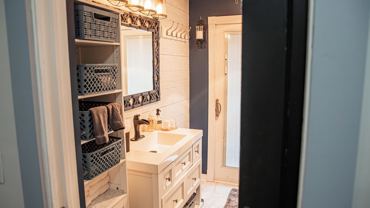 Photo of Bathroom in Auburn