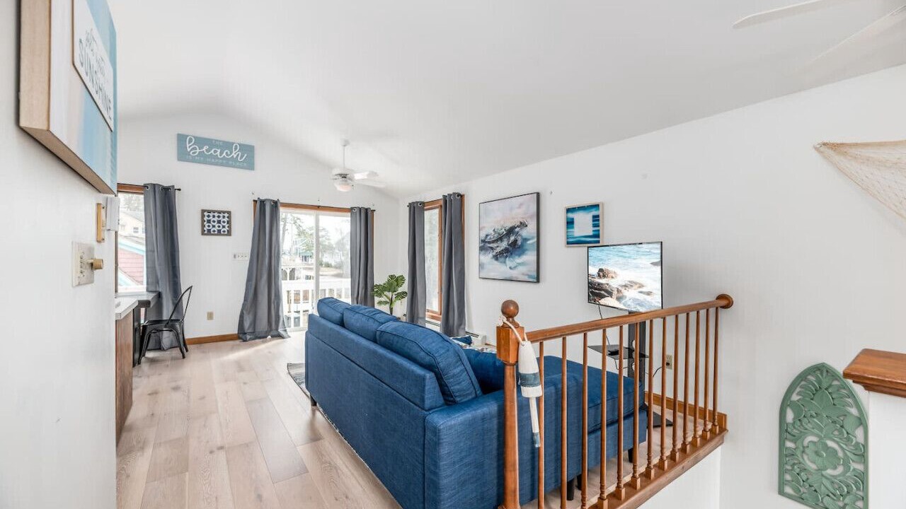 Photo of Livingroom in Scarborough