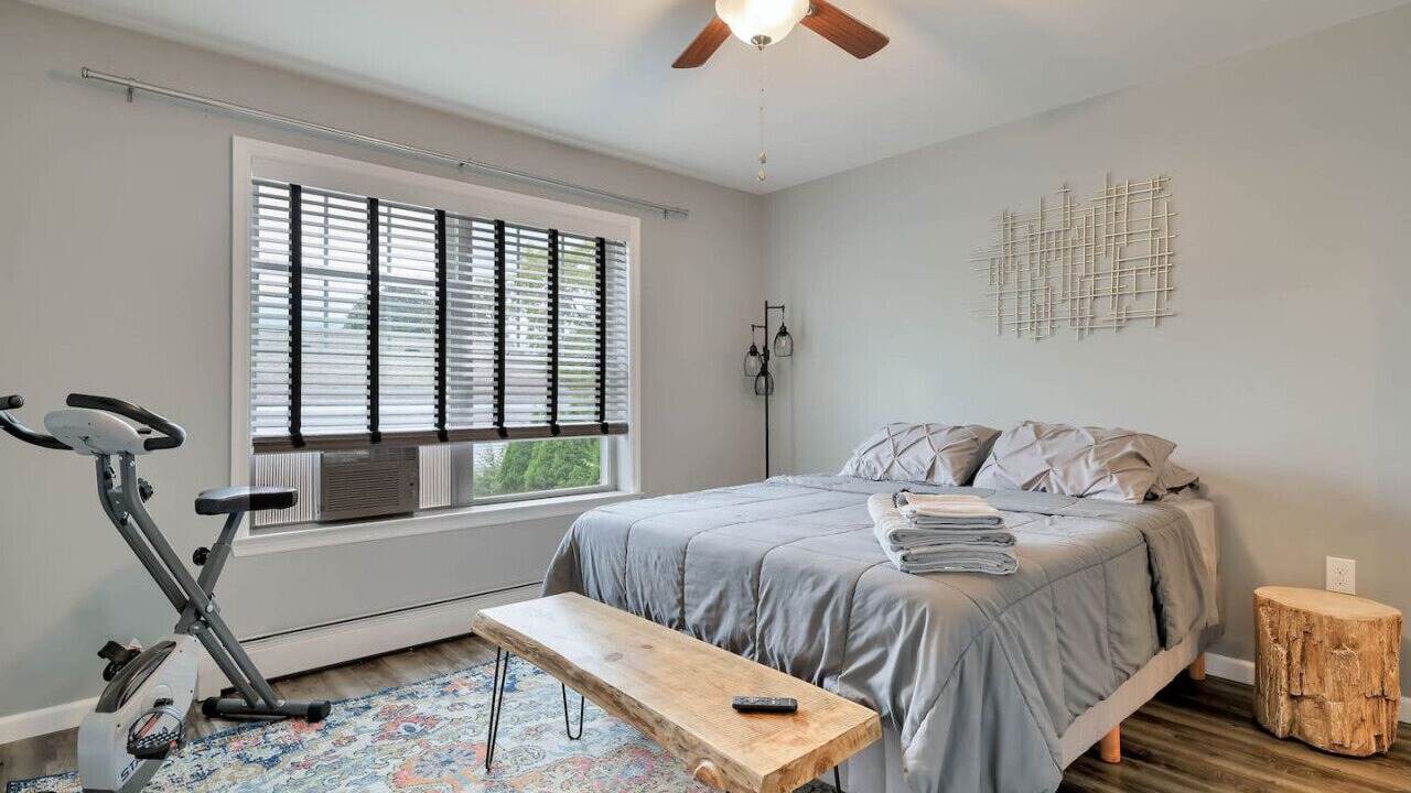 Photo of Bedroom in Bangor