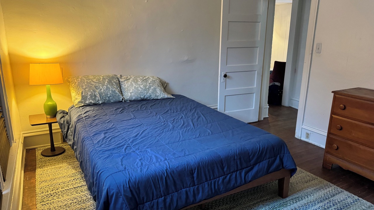Photo of Bedroom in Jamestown