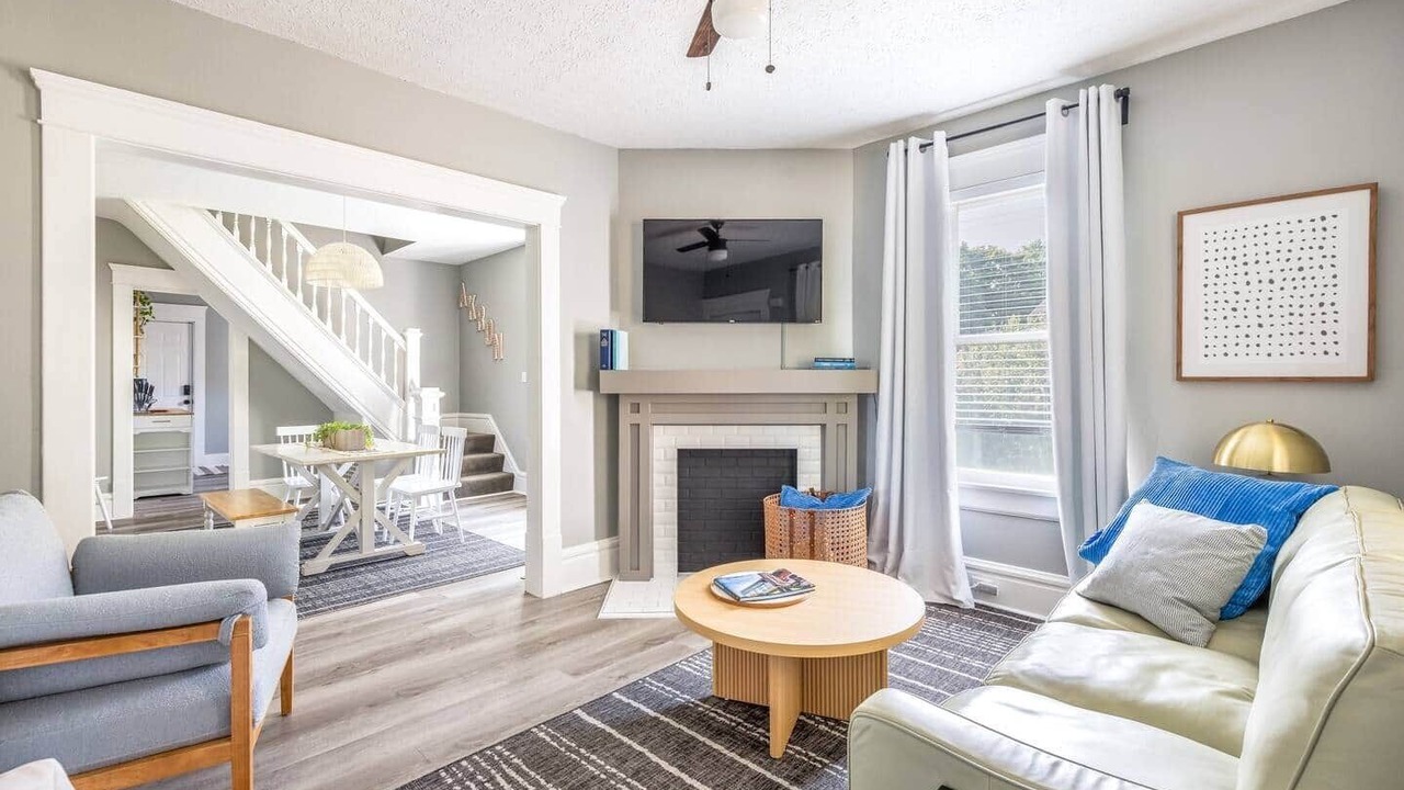 Photo of Bedroom in Highland Square