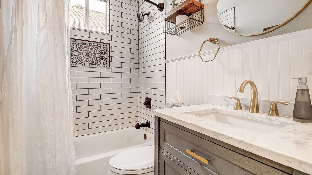 Photo of Bathroom in Clintonville