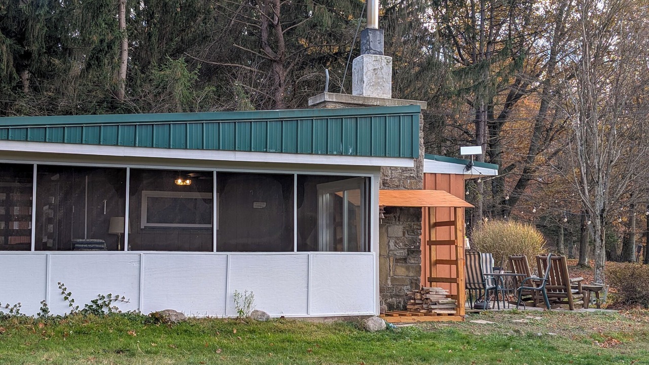 Photo of Outdoor in Farmersville Station