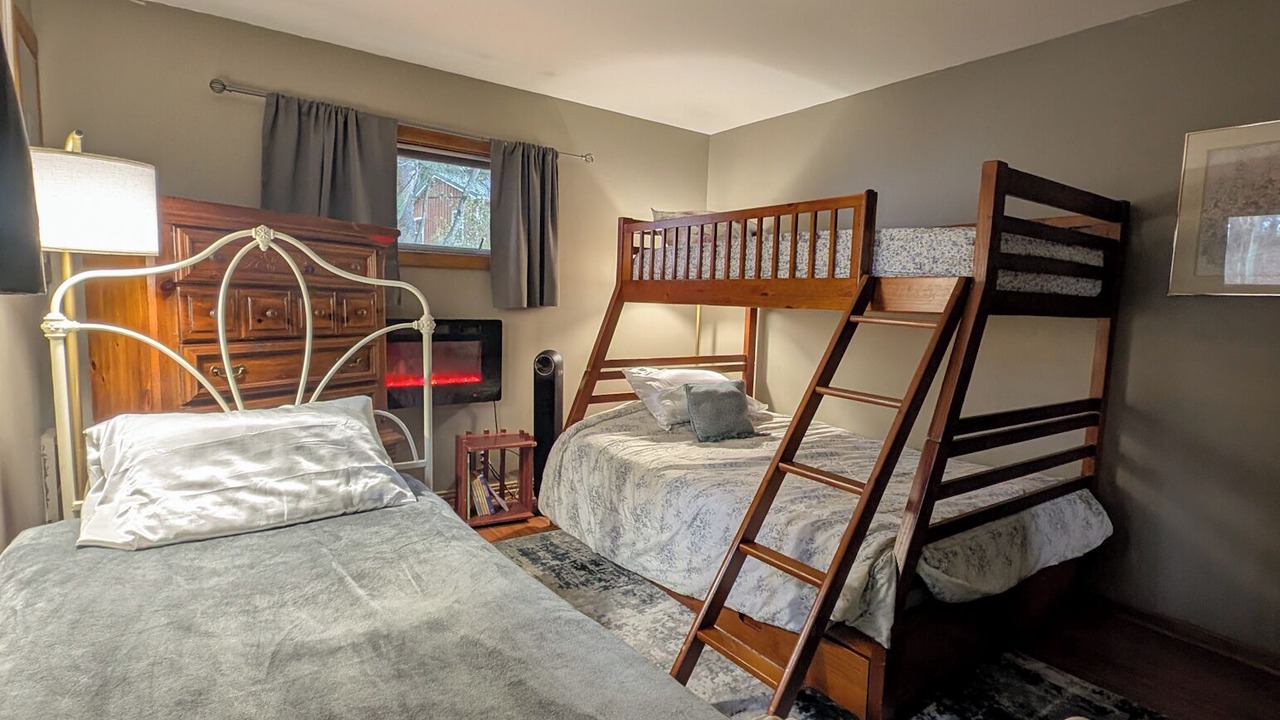 Photo of Bedroom in Farmersville Station