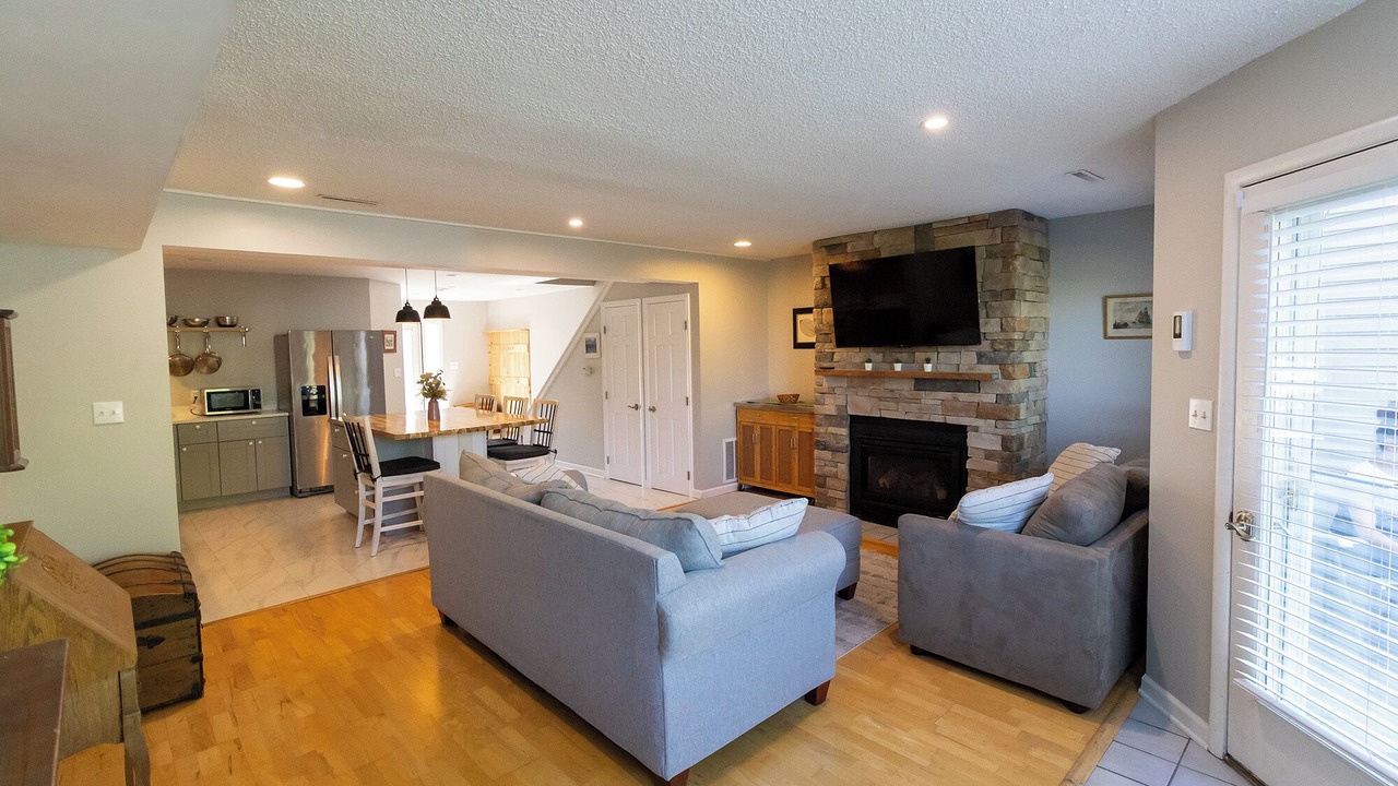 Photo of Livingroom in Saratoga Springs