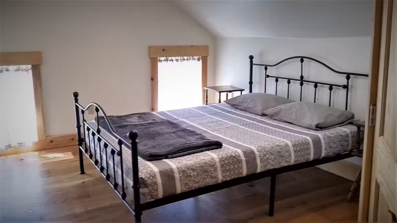 Photo of Bedroom in Seneca