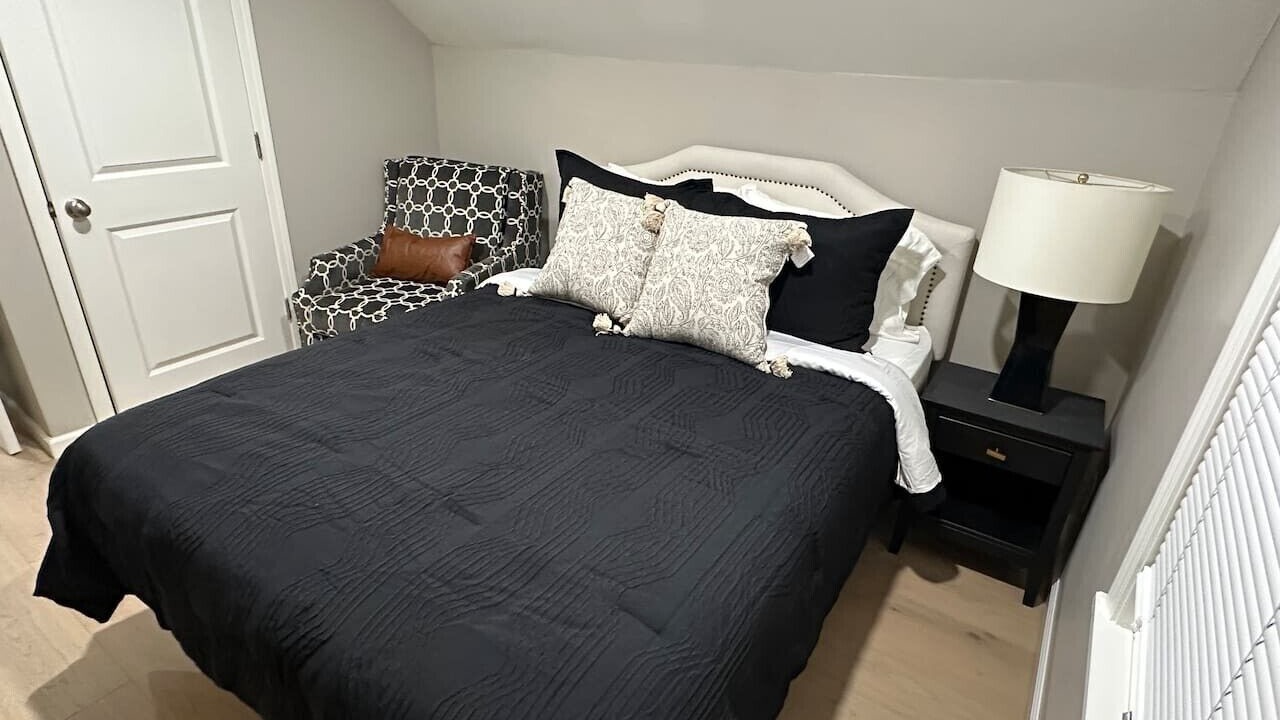 Photo of Bedroom in Orchard Park