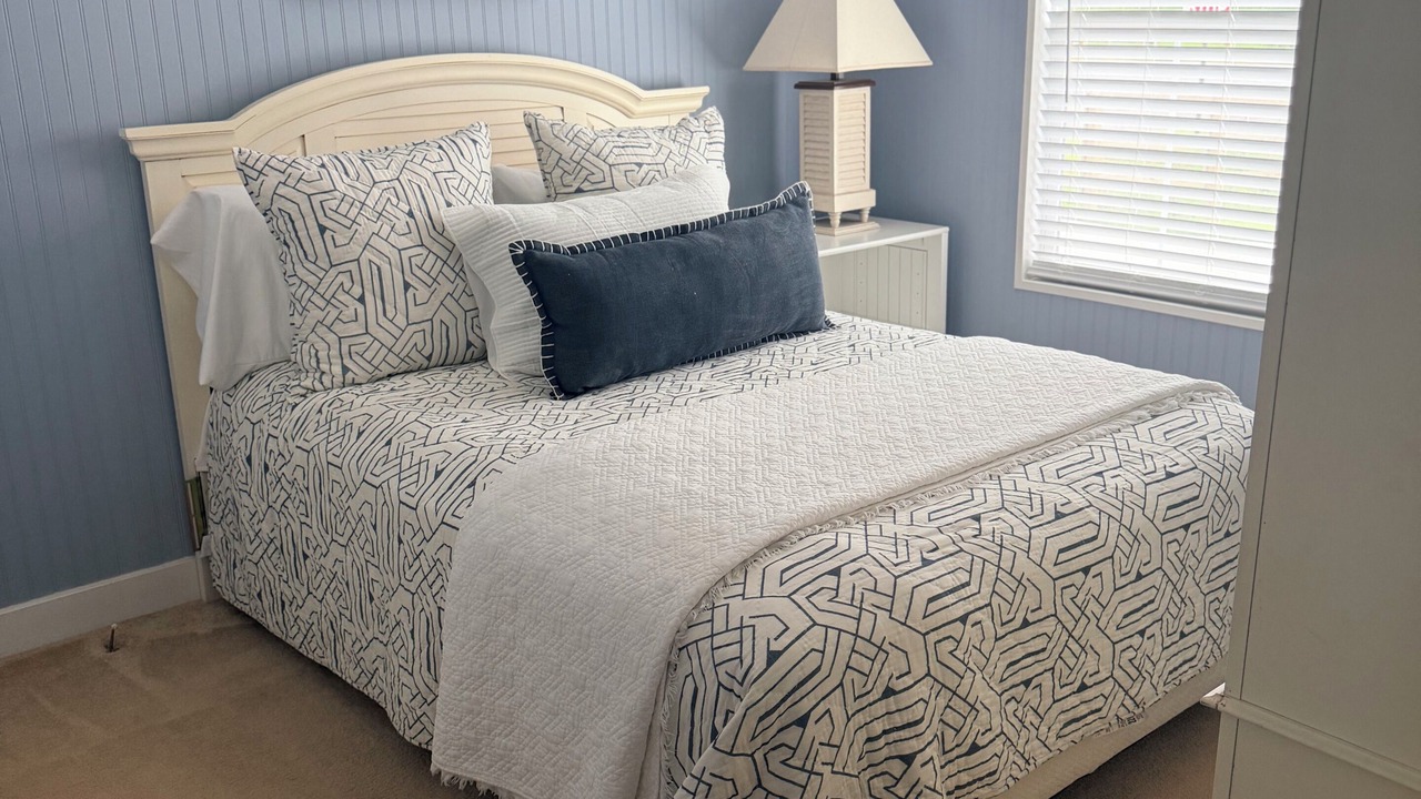 Photo of Bedroom in Shellman Bluff