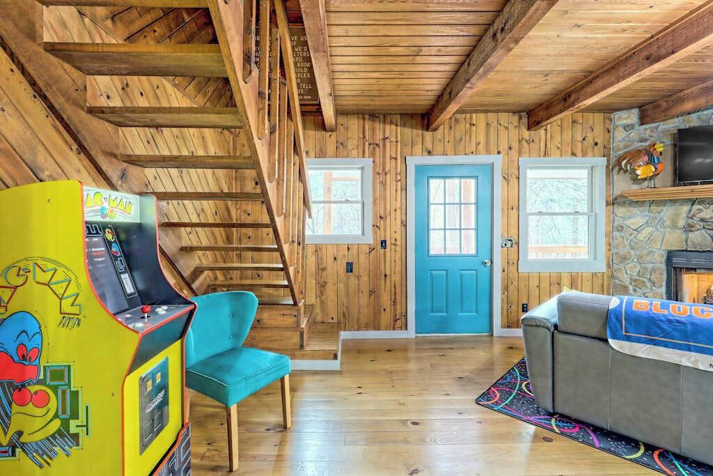 Photo of Livingroom in Blairsville