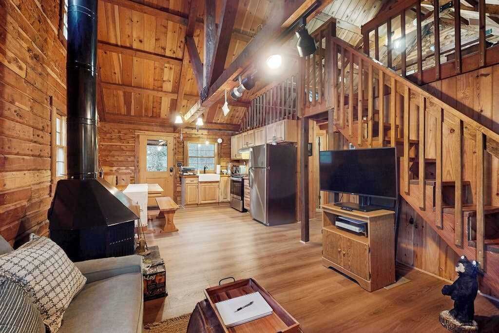 Photo of Livingroom in Cleveland