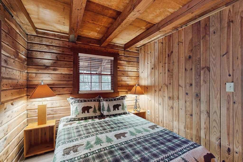 Photo of Bedroom in Cleveland