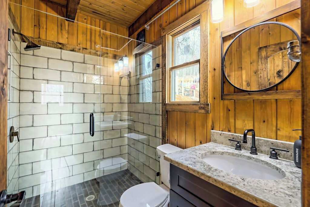 Photo of Bathroom in Blairsville