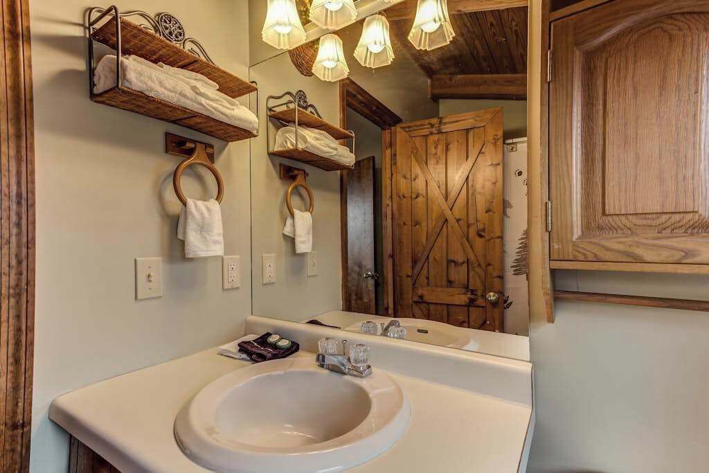 Photo of Bathroom in Blairsville