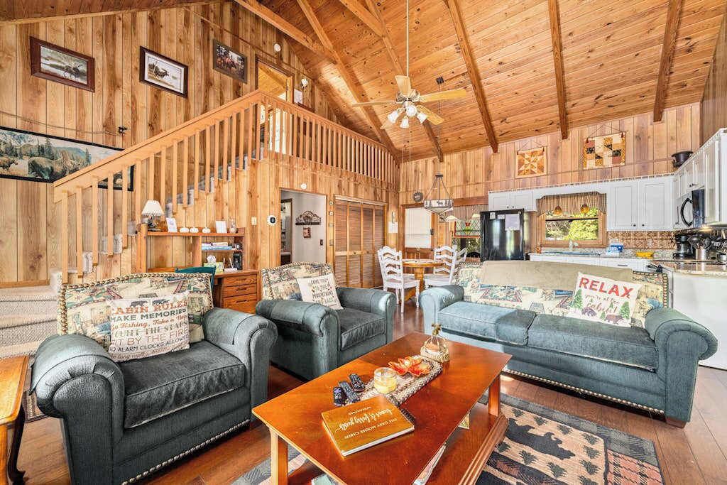 Photo of Livingroom in Blairsville