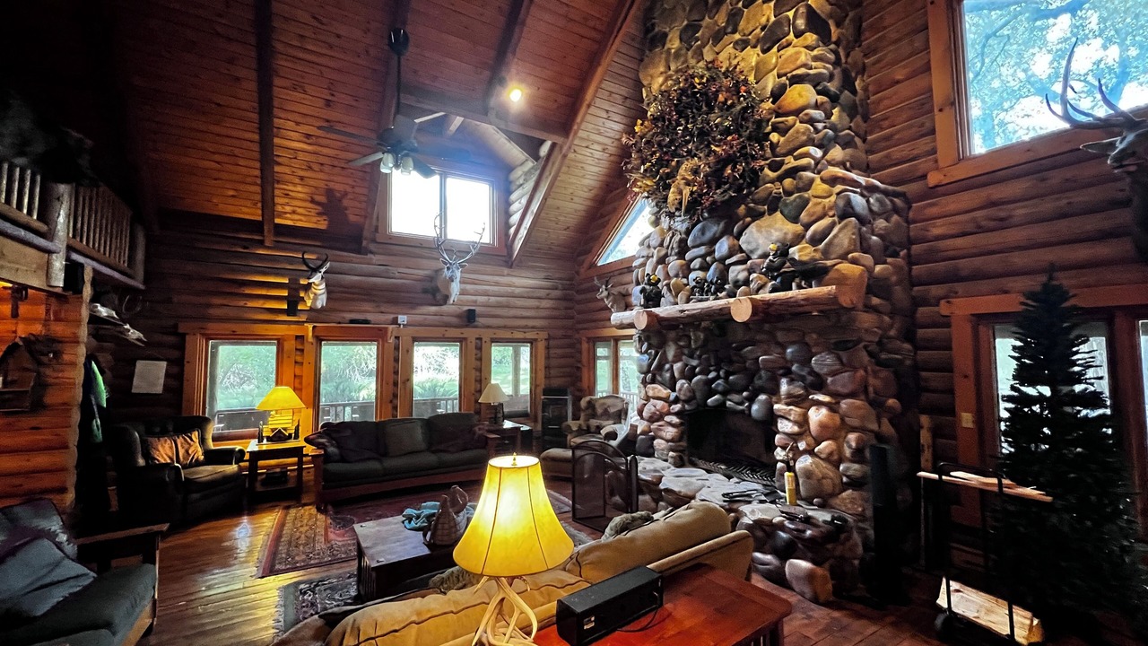 Photo of Livingroom in Snowbird