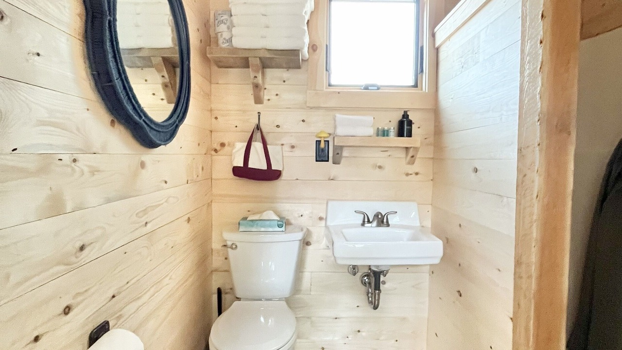 Photo of Bathroom in Sandy Point