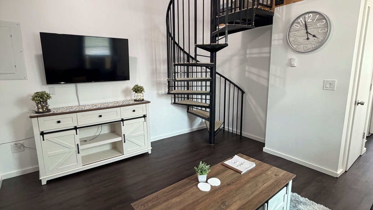 Photo of Livingroom in LeBoeuf Township