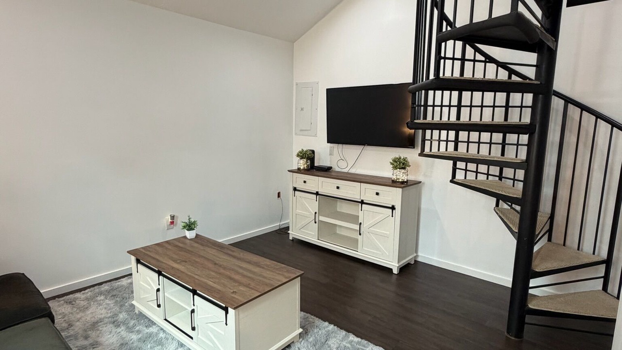 Photo of Livingroom in LeBoeuf Township