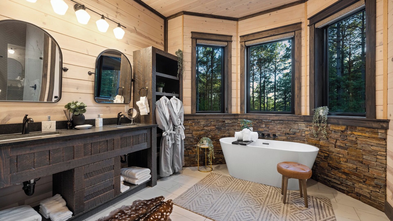 Photo of Bathroom in Hochatown