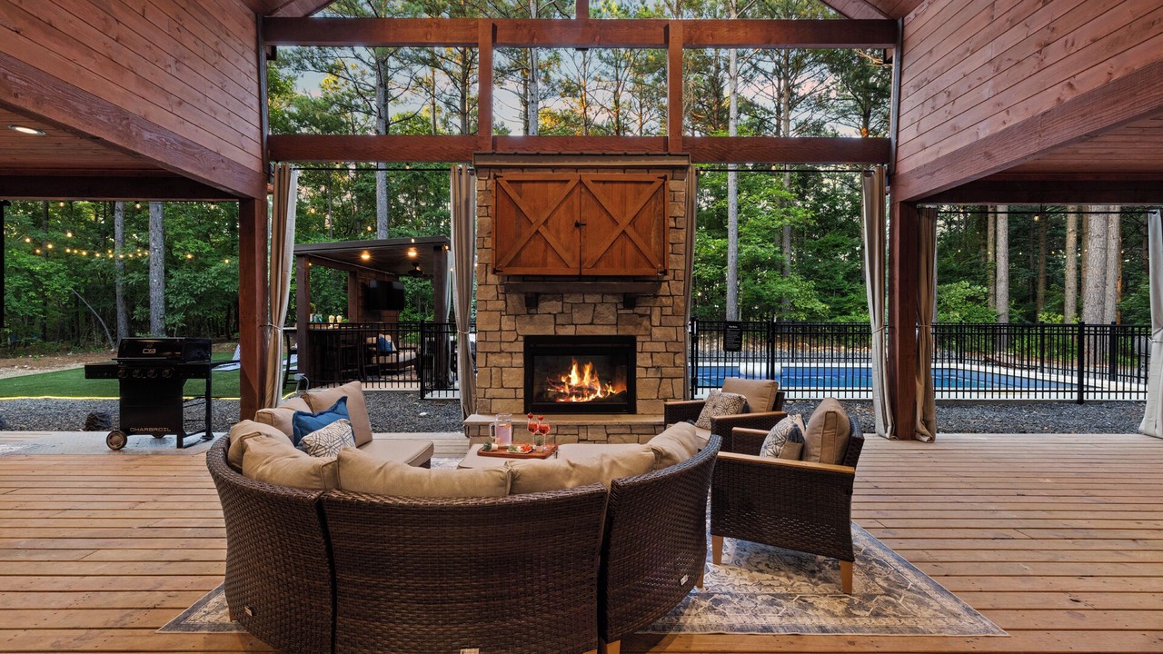 Photo of Patio Balcony in Hochatown