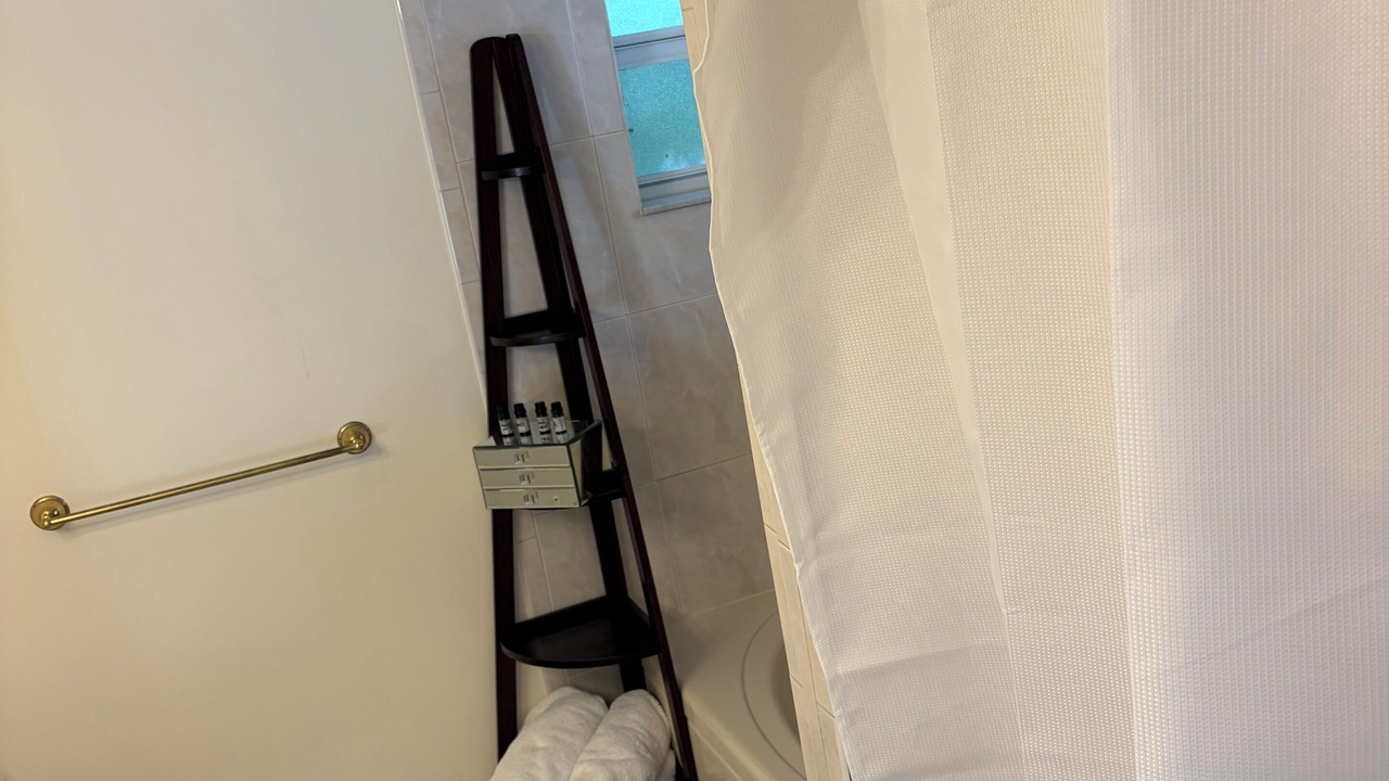 Photo of Bathroom in Davie