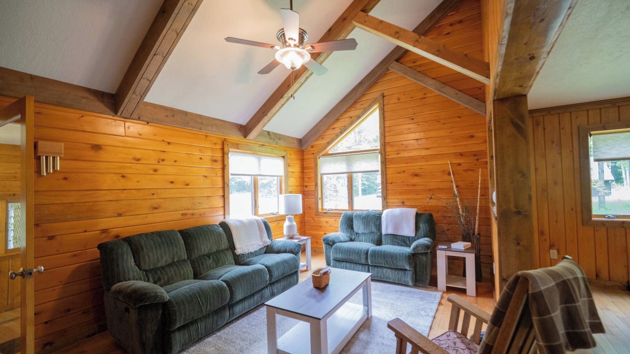 Photo of Livingroom in Farmdale