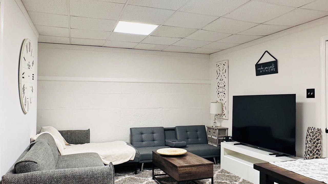 Photo of Livingroom in Lawrenceville