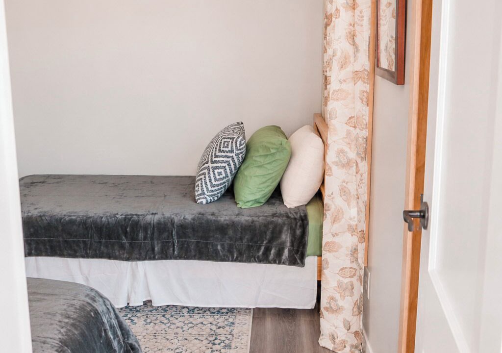 Photo of Bedroom in Weeks Mills