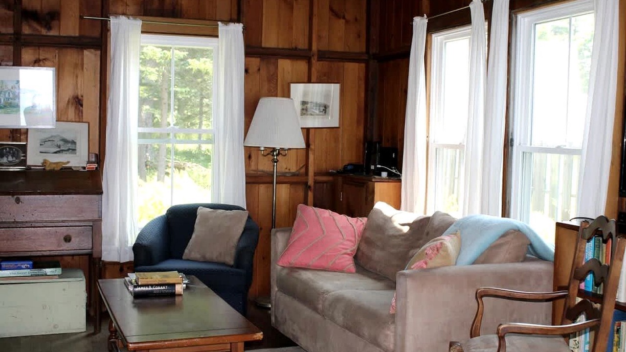 Photo of Livingroom in Hancock Point