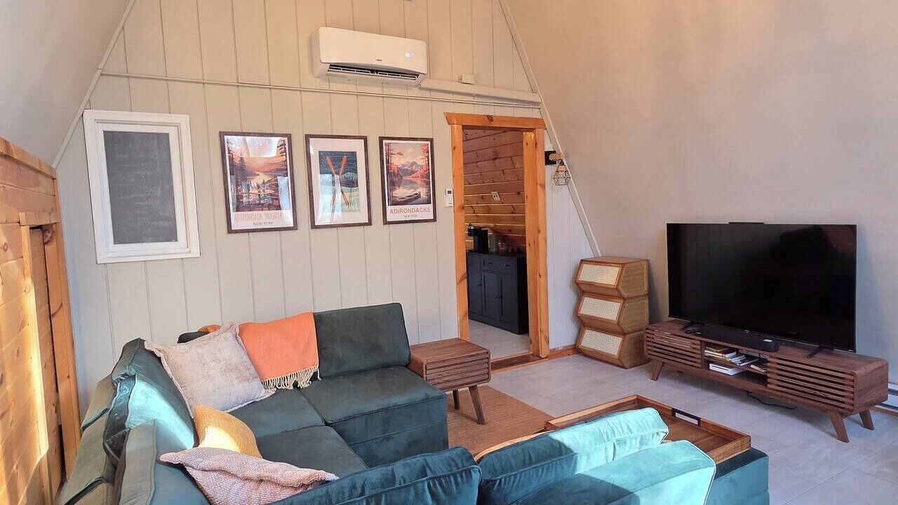 Photo of Livingroom in North Creek
